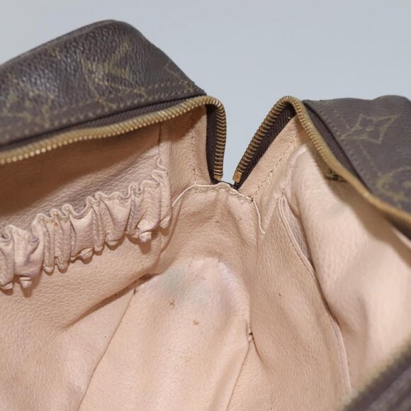 LOUIS VUITTON Monogram Trousse Toilette 28 Clutch Bag - Picture 10 of 16